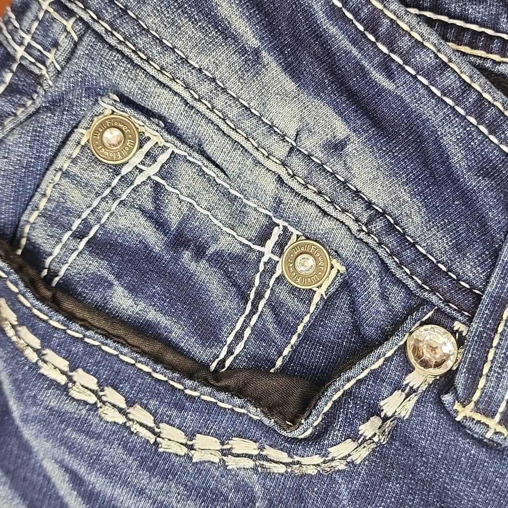 **Wallflower jeans** - Picture 4 of 8